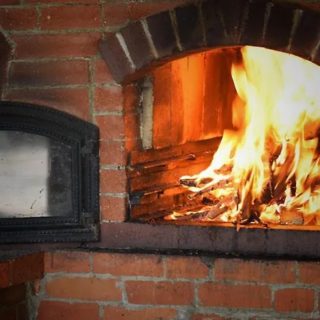 Din Padure Si Casutele Din Copac Belis * 克卢日-纳波卡