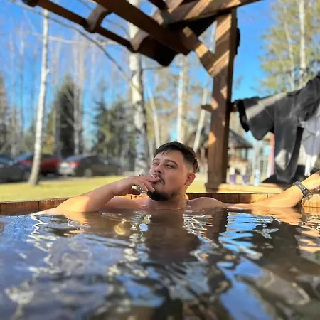 Din Padure Si Casutele Din Copac Belis Kluż-Napoka