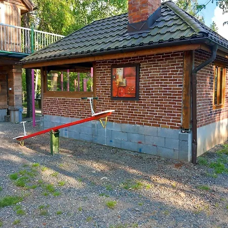 Tatil Evi Din Padurea Belis Si Casuta Din Copac Kaloşvar