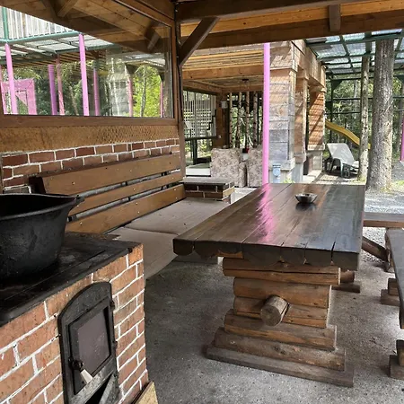 Din Padure Si Casutele Din Copac Belis * Kluż-Napoka