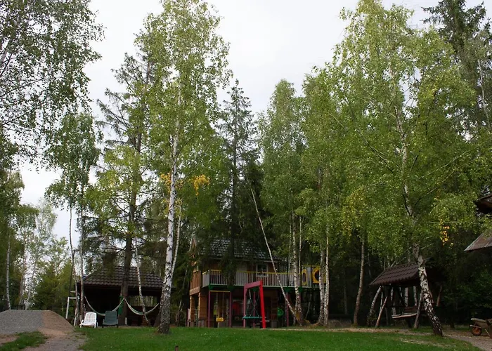 Din Padure Si Casutele Din Copac Belis Holiday home