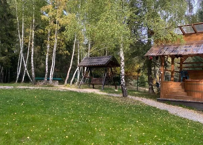 Vakantiehuis Din Padure Si Casutele Din Copac Belis *